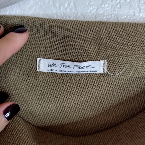 Free People We The Free Fuji Off Shoulder Olive Green Top Sz M - Picture 6 of 9